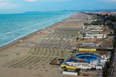 !tr_error=pl->oboz_mlodziezowy_zagraniczny!, WŁOCHY – Rimini: hotel Liu***. "Włoskie Wakacje" + park rozrywki Mirabilandia i zwiedzanie Wenecji. Obóz młodzieżowy 12-19 lat