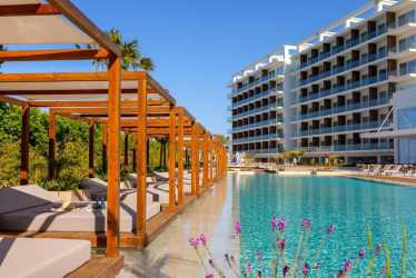 Accommodation, Chrysomare Beach Hotel & Resort*****