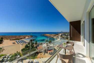 Accommodation, Chrysomare Beach Hotel & Resort