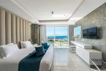 Accommodation, Chrysomare Beach Hotel & Resort