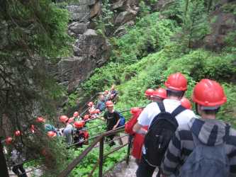 Youth camp, SZKLARSKA POREBA 2025 - Poczuj Ducha Gór i odwiedź z nami Szwejka. Kolonia 7-13 lat, obóz 14-18 lat.