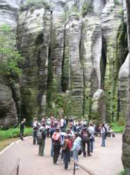Youth camp, SZKLARSKA POREBA 2025 - Poczuj Ducha Gór i odwiedź z nami Szwejka. Kolonia 7-13 lat, obóz 14-18 lat.