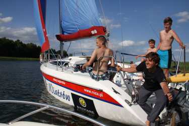 Optional trip, Szkolenie na sternika motorowodnego + Książka „Vademecum Sternika Motorowodnego”