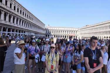 !tr_error=en->oboz_mlodziezowy_zagraniczny!, WŁOCHY – Rimini: hotel Liu***. "Włoskie Wakacje" + park rozrywki Mirabilandia i zwiedzanie Wenecji. Obóz młodzieżowy 12-19 lat