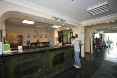 !tr_error=en->oboz_mlodziezowy_zagraniczny!, BUŁGARIA-Złote Piaski-hotel Zdravets. "Bałkańska impreza na wypasie" + Budapeszt i rejs statkiem po Dunaju + Hungrarospa- największy kompleks wodny w Europie! (14-19 lat)