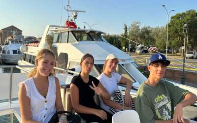 !tr_error=en->oboz_mlodziezowy_zagraniczny!, WŁOCHY – Rimini - Hotel Moroni *** . Obóz młodzieżowy 12-18 lat.