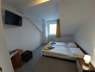 Youth camp, Szklarska Poręba 2025 - Zimowe szaleństwo w Karkonoszach. Zimowisko narciarskie (8-13 lat) i obóz narciarski (14-17 lat)