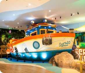 Youth camp, Kolonie – Raj w sercu Polski. Mandoria – Odkryj nową strefę CROCODIL w Park Of Poland Suntago Wodny Świat - super zabawa w Sadach Klemensa także warsztat pływacki i lekcja przetrwania. Kolonia 7-13 lat.