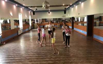 Youth camp, Muszyna - Obóz taneczny z elementami gimnastyki z M. Krasowską OW Kolejarz, 10 dni 9-16 lat