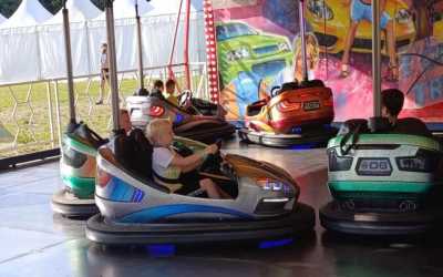 Youth camp, Julinek - kolonia Wesoły Mixer z wycieczką do Warszawy B&B Julinek Park, 7 dni 7-12 lat