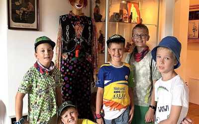 Youth camp, Julinek - kolonia Wesoły Mixer z wycieczką do Warszawy B&B Julinek Park, 7 dni 7-12 lat