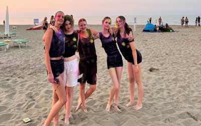 Youth camp, Rimini h. Crown*** - obóz Chill out Zone ze zwiedzaniem Rzymu i San Marino - wylot z Warszawy Hotel Crown***, 8 dni 13-17 lat