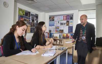 Youth camp, CAMBRIDGE - kurs języka angielskiego Cambridge (Wielka Brytania) 12-17 lat