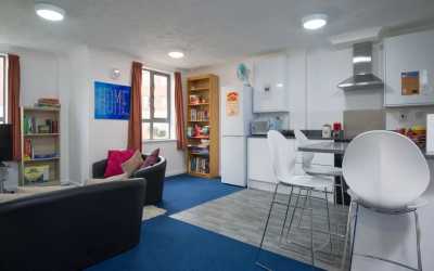 Youth camp, CAMBRIDGE - kurs języka angielskiego Cambridge (Wielka Brytania) 12-17 lat